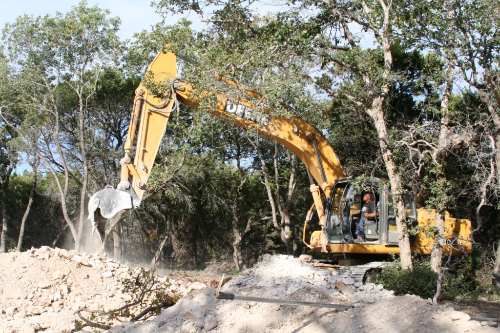 Multi-Ripper Bucket for ripping rock and frost