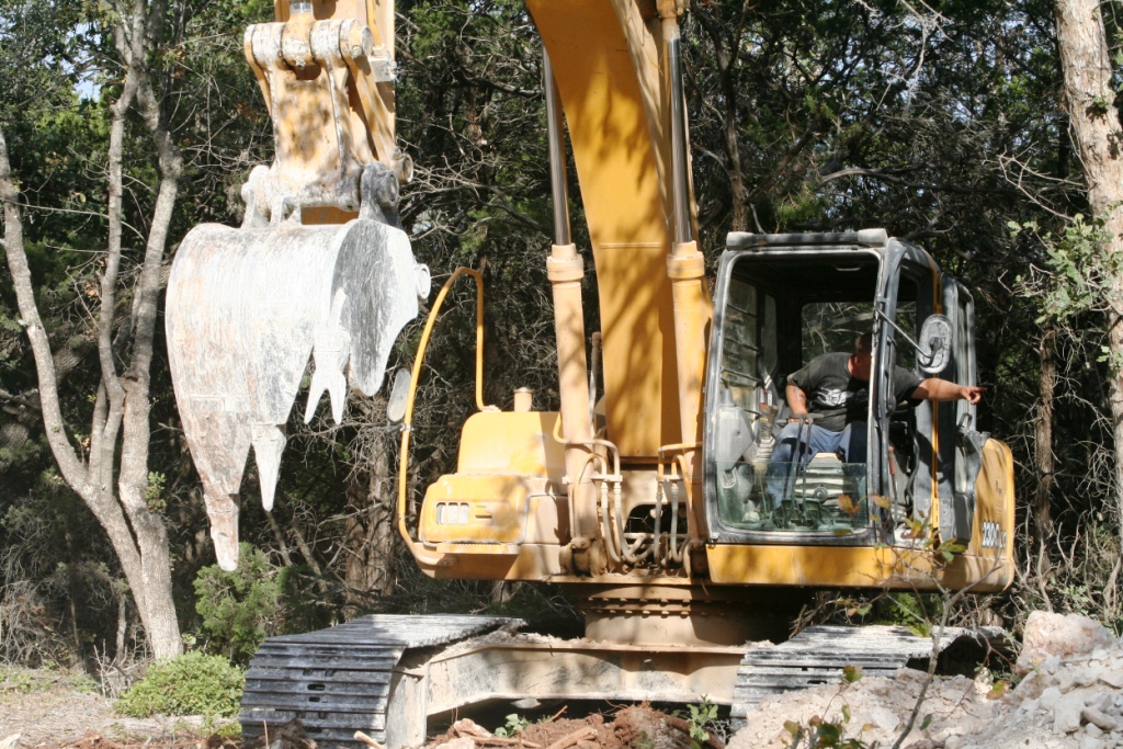 Multi-Ripper Bucket for ripping rock and frost