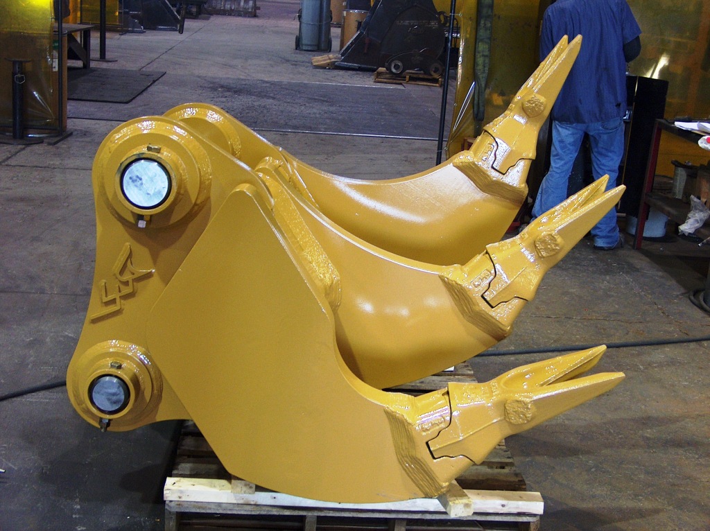 Multi-Ripper for ripping rock and frost. Excavator ripper or backhoe ripper