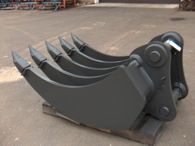 Excavator Attachments - Excavator Rake | LE Attachments, Inc