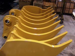 Fang rake for backhoes and excavators